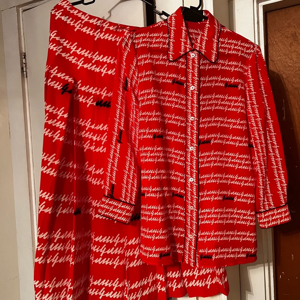 Gucci Blouse and Skirt Set Size 42 Top and 44 Bottom Euro